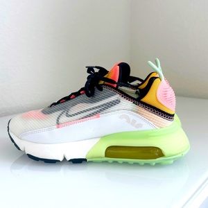 Nike Air Max 2090 Vapor Green Pink (Women's) Size 7.5